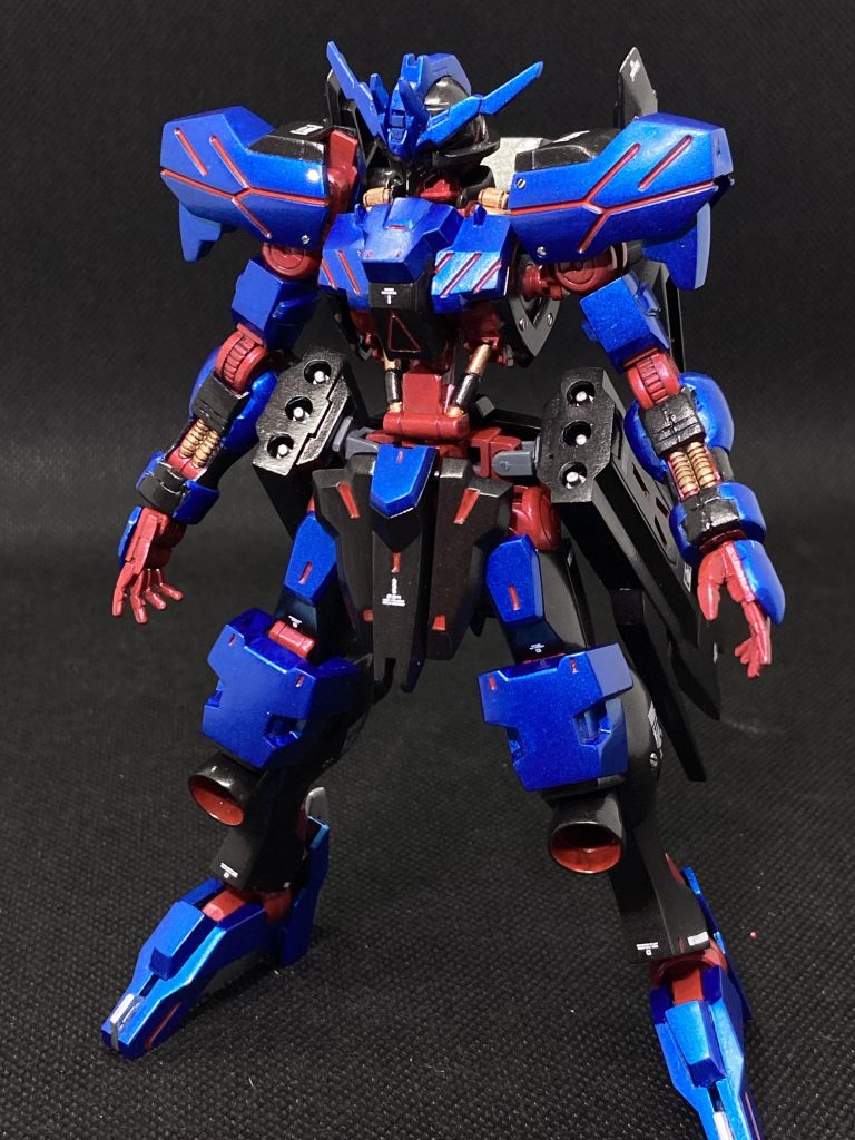 両腰の鞘が大きすぎて起立ができない！