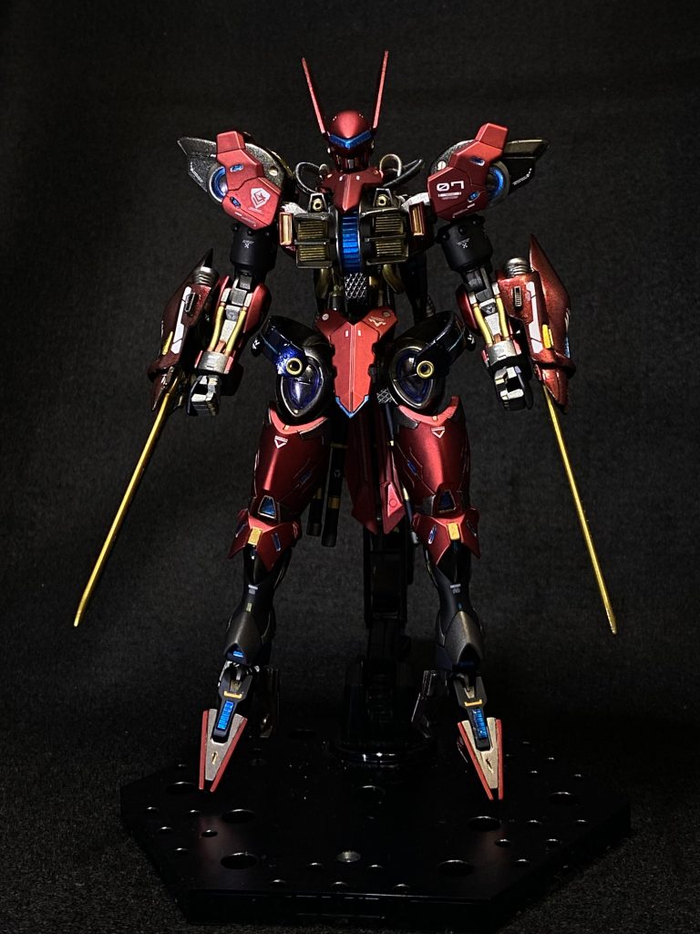 今までマッドキャンディ塗装やったことなかったので初挑戦。一部パーツはクリアを残してます。あと青いセンサー多めに入れました。ミキシング内容頭:グリムゲルデ体:グリムゲルデ(前後反転)肩:ベギルベウ腕:グリムゲルデ腰:グリムゲルデ、サイドスカートはトールギスの肩パーツ足:ベギルベウ、ベギルベウの手首パーツ移植バックパック:ビルダーズパーツMSバーニア03、ベギルベウの武器パーツ武器:グリムゲルデ、シナンジュのサイドスカート&nbsp;&nbsp;