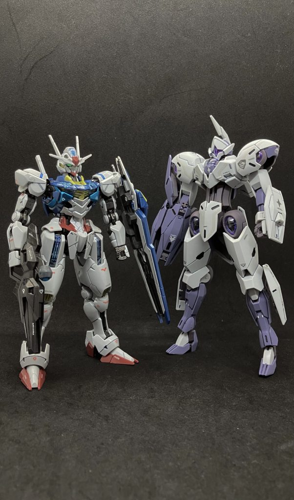 決闘相手のエアリアルと共に。