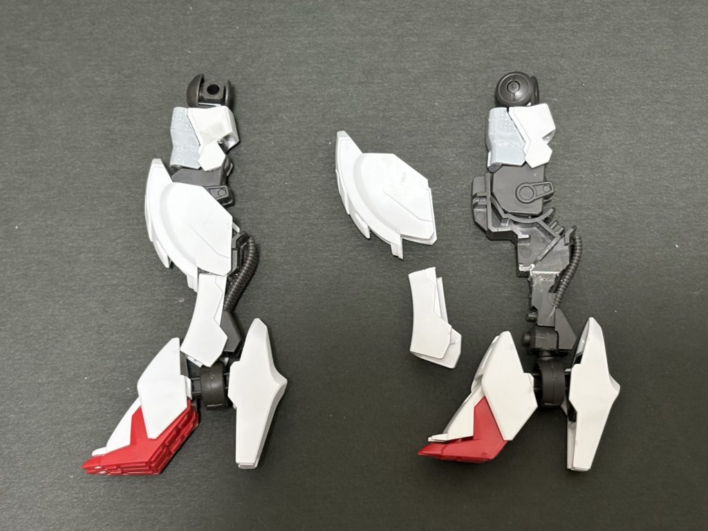 胴の延長は行わず、プロポーション変更は脚部に集中しています。太腿を3mm延長、脹脛を4mm短縮しています。