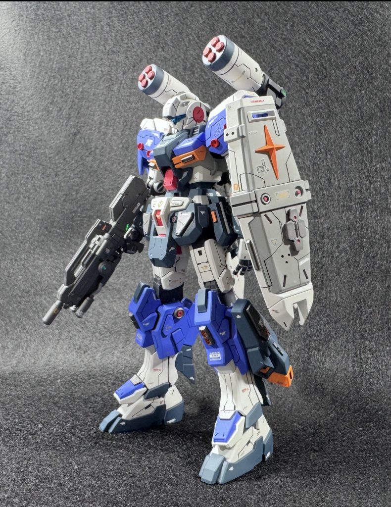 足や盾をもう少し塗り分けしたら、よりカッコよく仕上げれたかな😓