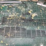 1/48 61式戦車　製作53〜54日目スラットアーマーを完成しても、原寸では隙[…]