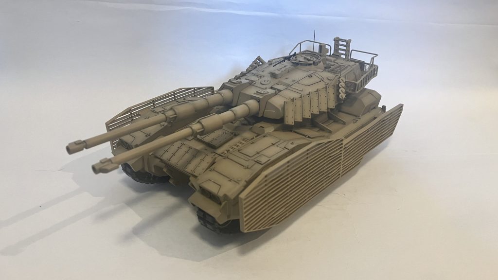 格子状のスラットアーマーが目立ちます٩(๑❛ᴗ❛๑)۶