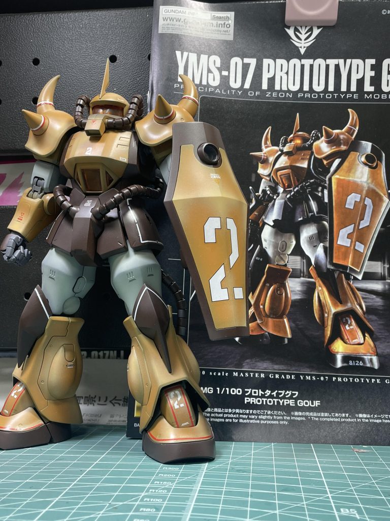 【制作プロセス②】基本塗装メカサフ・スーパーヘヴィからのグラデーション塗装をベースに、説明書のイラストを見ながらハイライト色をカラーモジュレーション風に塗装