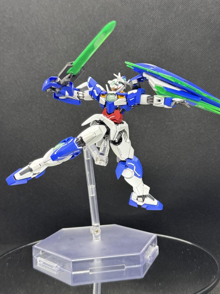 HG ダブルオークアンタ–3枚目/制作者：指切り抜刀斎(デザインナイフ)