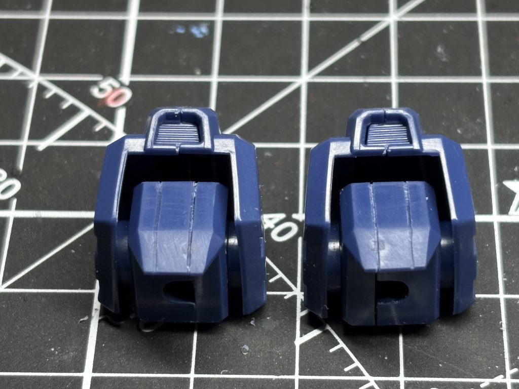 肩部の上部と側面(側面も足首同様にしてます)