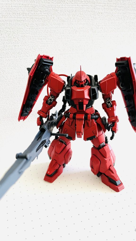 肩の軸が折れて、、、中断期間を経て部品パーツの在庫復活しないので、初めて真鍮線を使って補修……何とか腕を保持出来る状態に