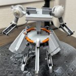 下半身のアーマー件スラスターを装着できました。とりあえず、上半身にとりかかってい[…]