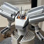 やっぱりジオンの兵器はこれくらい首が埋もれてるほうが好きなんですよ。リアリティを[…]