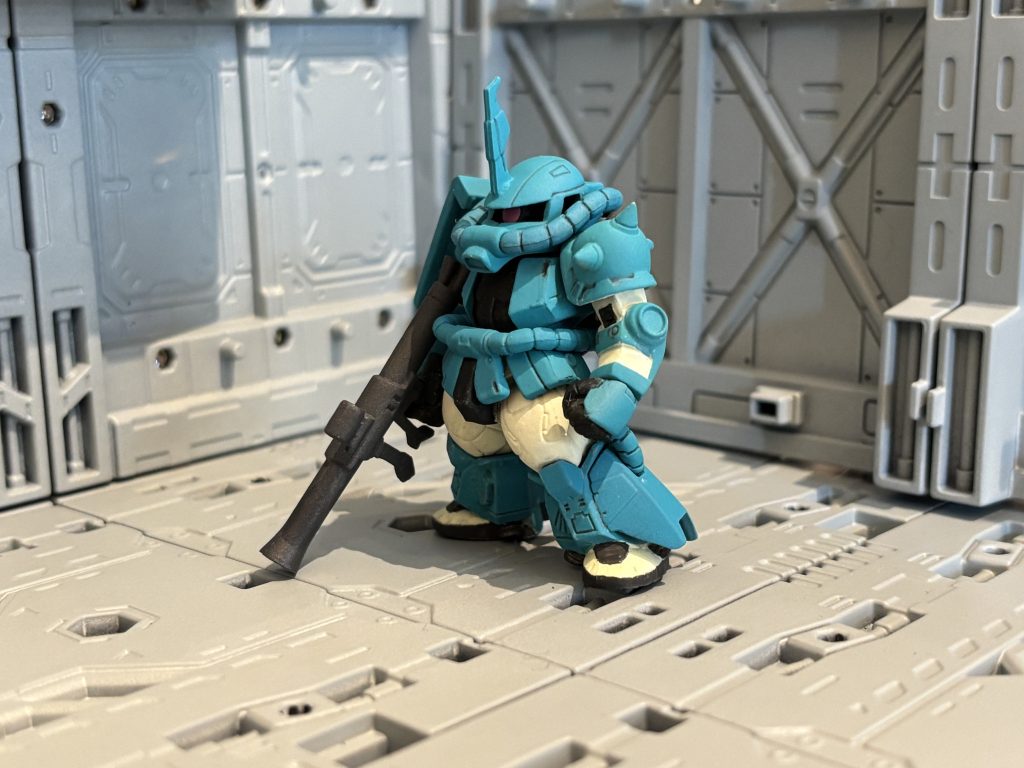 ザクII R2 ロバート・ギリアム仕様（エアブラシ練習）–7枚目/制作者：ガンダムおじ３