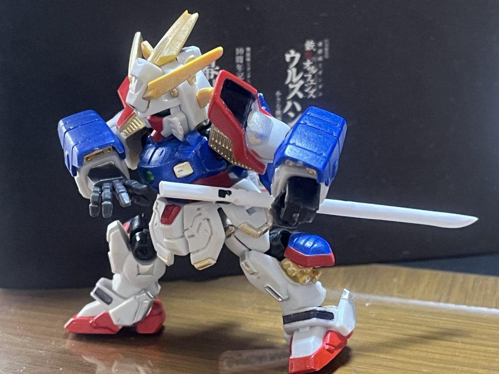 刀を塗る前！白もかっこいい！(gundam-kao6)