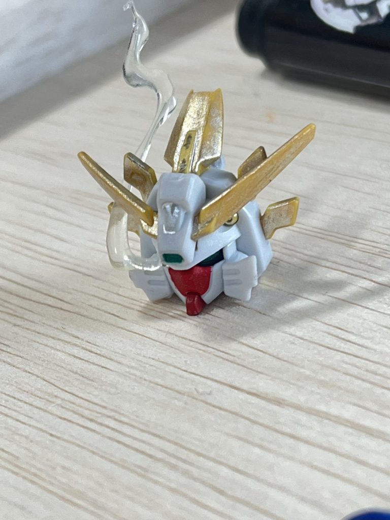 眼光エフェクトはグルーガンに色を塗りました！