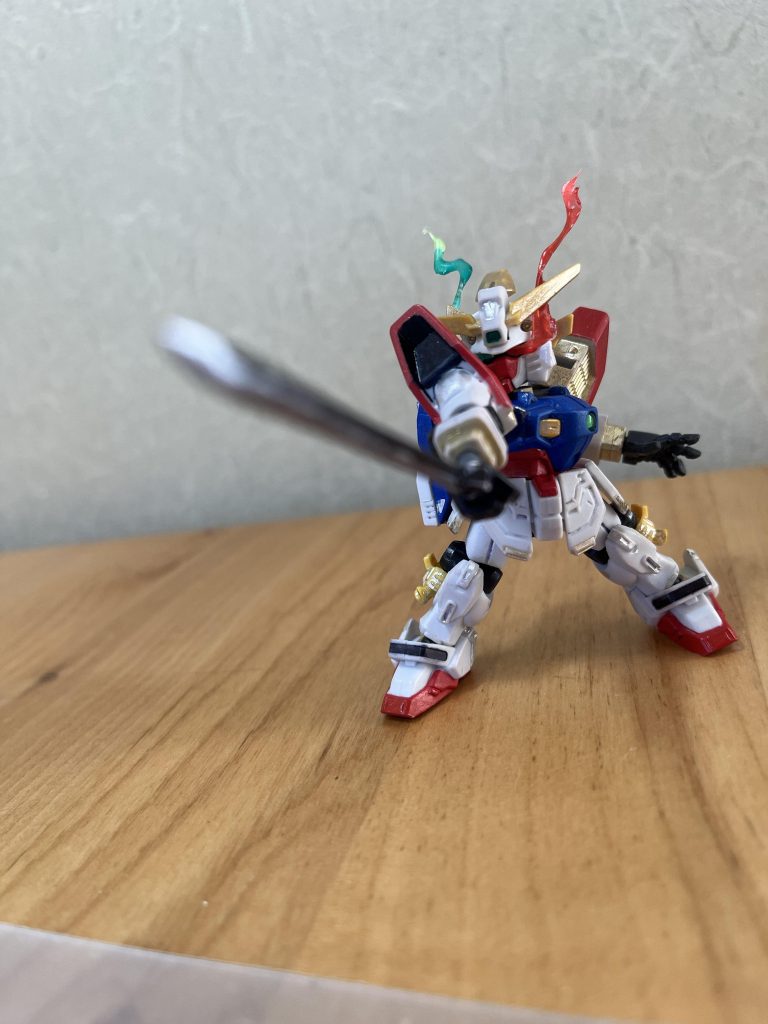 刀はプラ棒を削った物です！ (iori_sei)