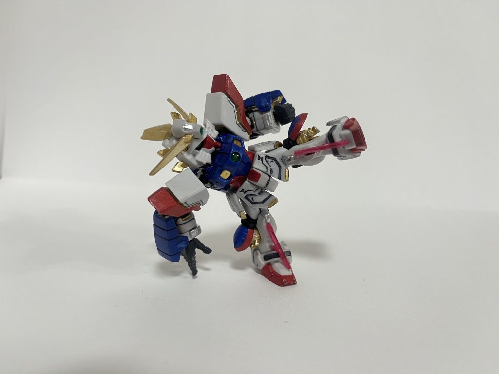 蹴り！こちらは同じく26弾のイモジャエフェクトパーツを使っています。