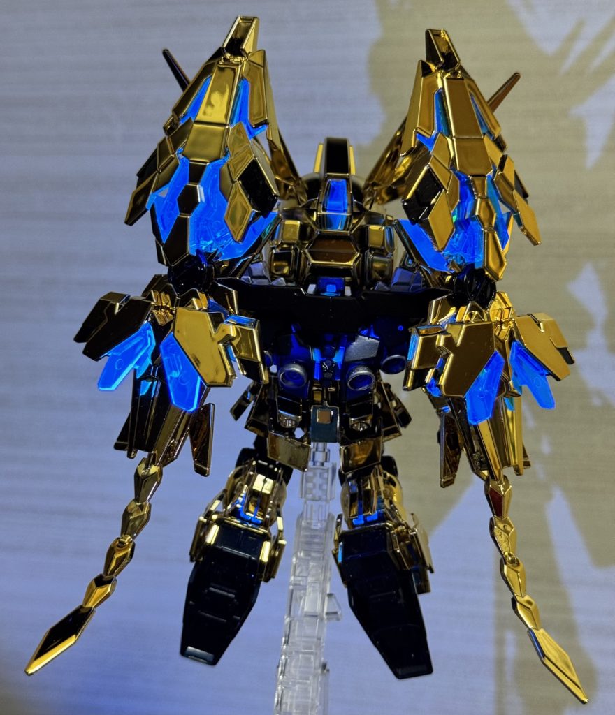 良い感じですね！自分的には非常に満足のいく仕上がりになりました！青や緑みたいな少し暗くなっても良い色ならメッキ調塗装でも綺麗にいくかもですね。クシャトリヤで試すかどうか…それではまた〜