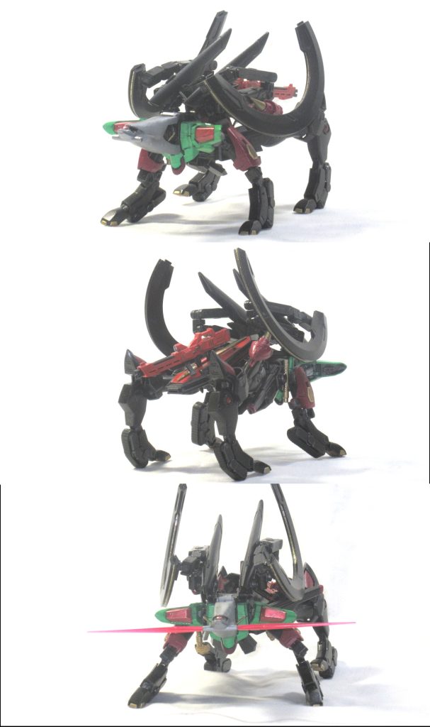 モビルビーストモード　ZGMF-X88Sガイアのデータが用いられているが、TMFシリーズ同様無限軌道を併用。前脚側はマニピュレータの収容機構を廃し、MS形態でも格闘用サブアームとして用いることが可能になっている。機首はモノアイとビームサーベルを装備。　一方でこの状態ではビームライフルを前方に向けられない欠点も有している。&nbsp;　ライジングフリーダムの機首を途中で切り飛ばしてバクゥの頭をくっつけてパテで段差を均して……で作ったバクゥヘッド。