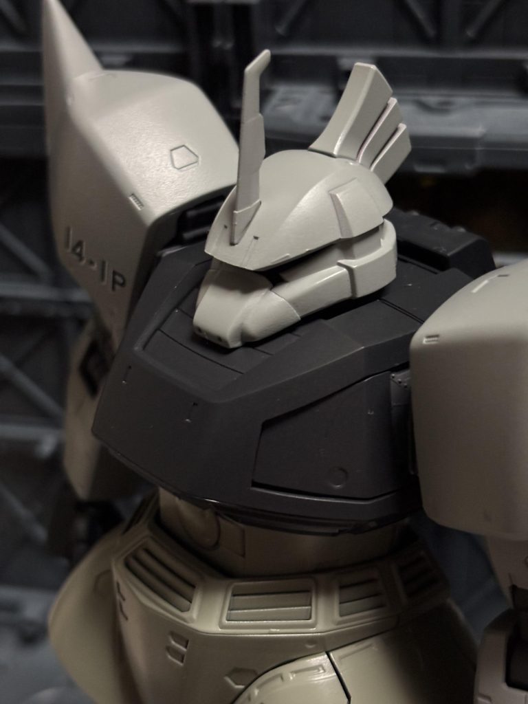 上方より胸部ズラすことで試験機らしく