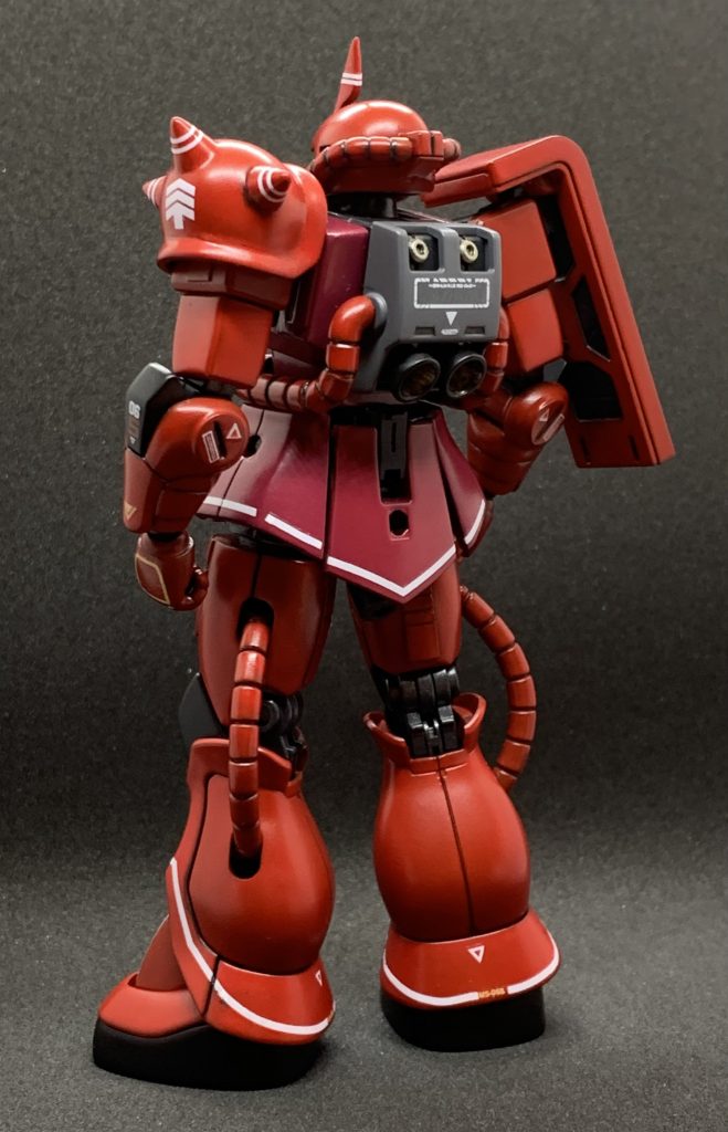 後ろ姿も凛々しいですね