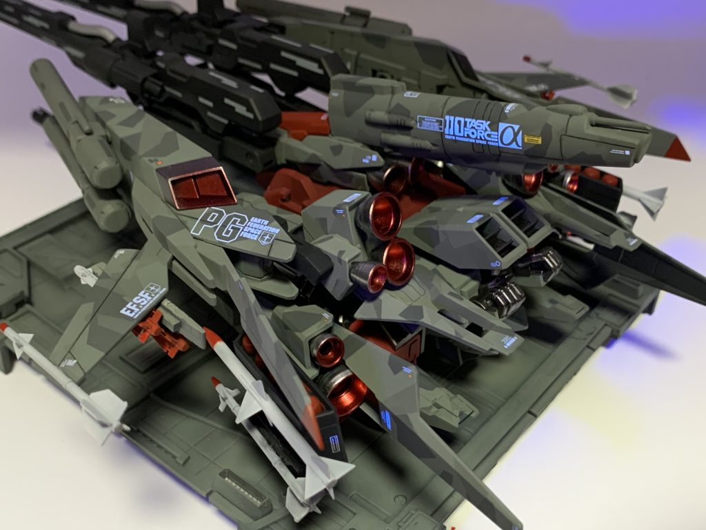 HG ゼータプラス c1 & リゼルディフェンサーbユニット(センチネル仕様) ウェイブライダー形態–4枚目/制作者:キムChi-13