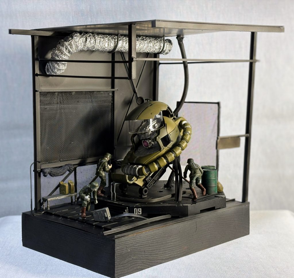 ザクヘッド　ジオラマ　格納庫–3枚目/制作者：ボンセラ