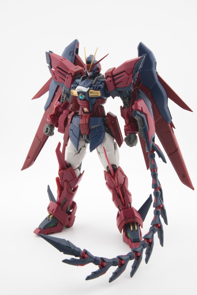 エピオンの腕と脚をポン付けしただけです😅後は胴体に少々ディテールを追加。