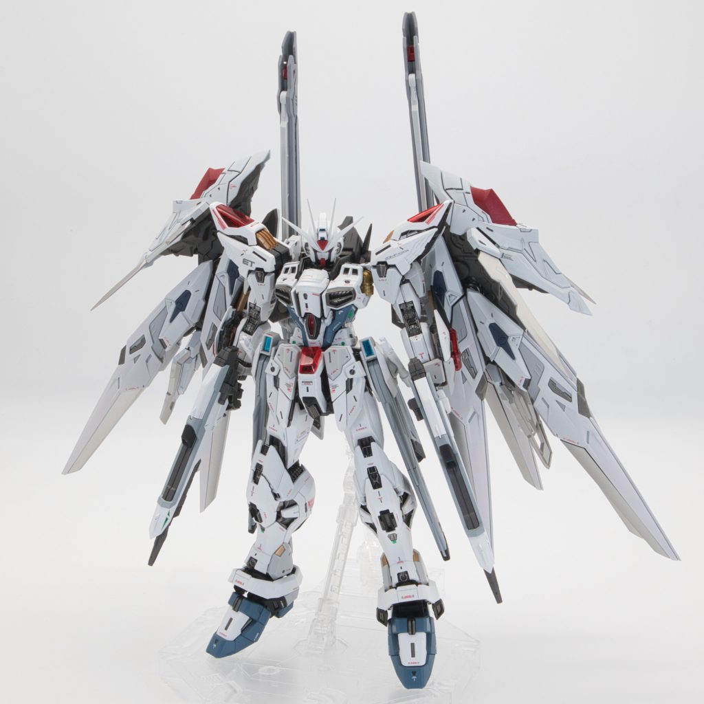 中華オリジナルのロボット千将のバックパック。Youtubeで中華オリジナルのプラモのレビューを見て興味本位で1体作ってみました。なかなか出来が良いなあと思いましたがなんかみんなトゲトゲしたデザインで同じような感じなので1体で満足かな。クシャトリアっぽいやつとかもスゲーなと思いましたが海賊版は興味ないですね。