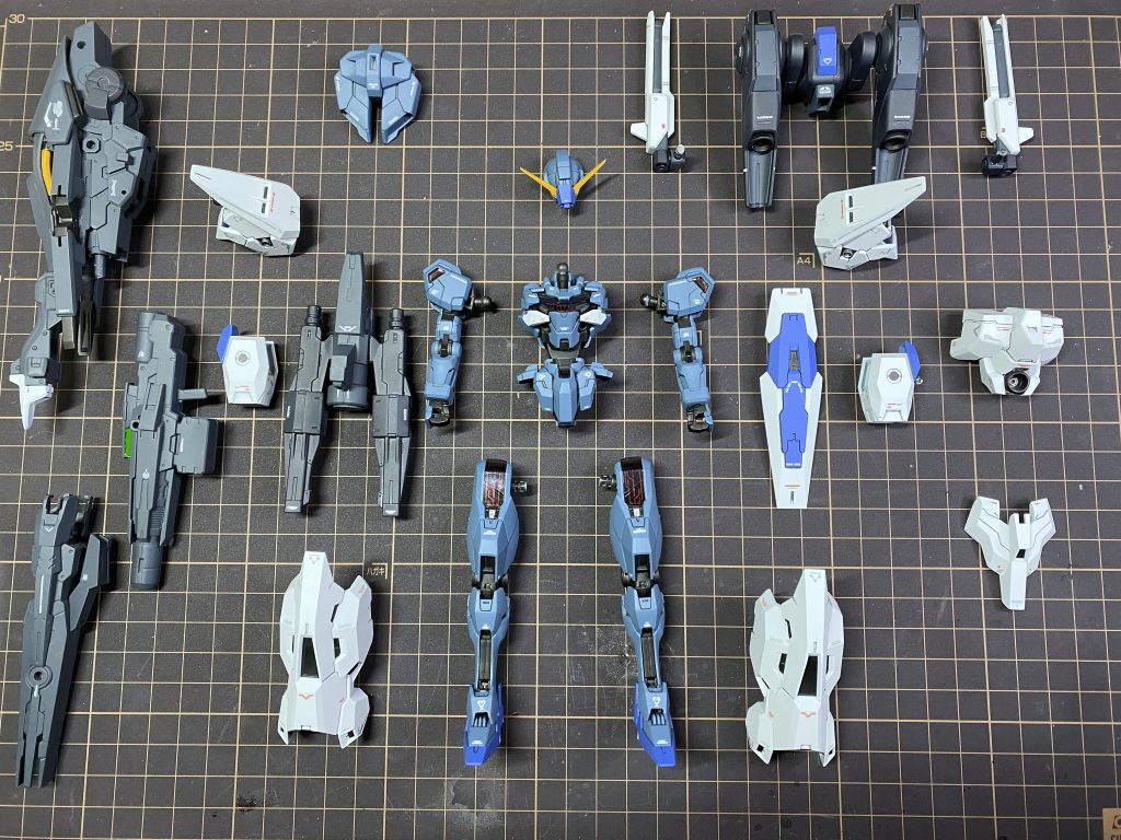 アーマーは主にルブリスソーンを使用しました。ガンビットのジョイント、ネオジム磁石接続にしたので換装用余剰パーツは一切発生しません。