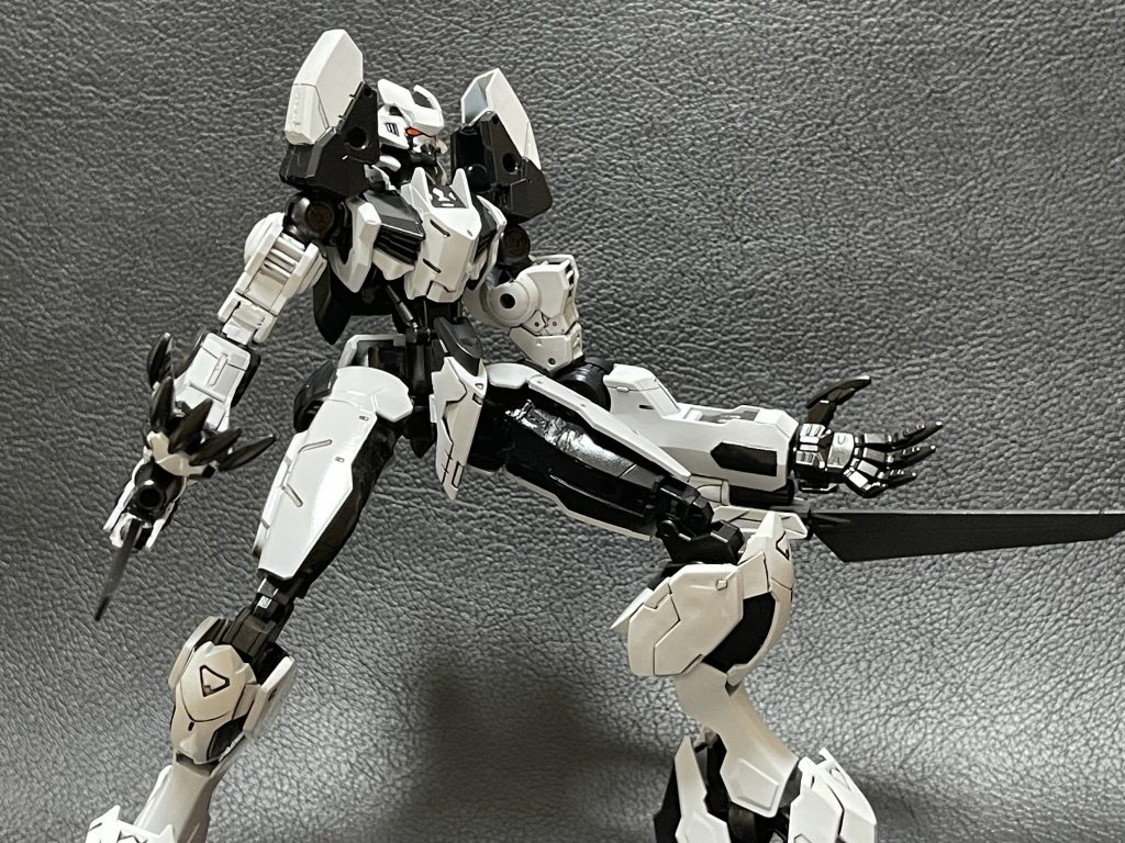 パシフィックリム的な展開パイロットA「ブレード展開！」パイロットB「突っ込むぞ！ビビんなよ？」パイロットA「俺の脳覗いてんだから分かんだろ！」パイロットB「そういやそうだったな。いくぞ！」パイロットA、B「うおぉぉぉぉぉぉぉ！」的なwちょっとテンプレすぎですな😅