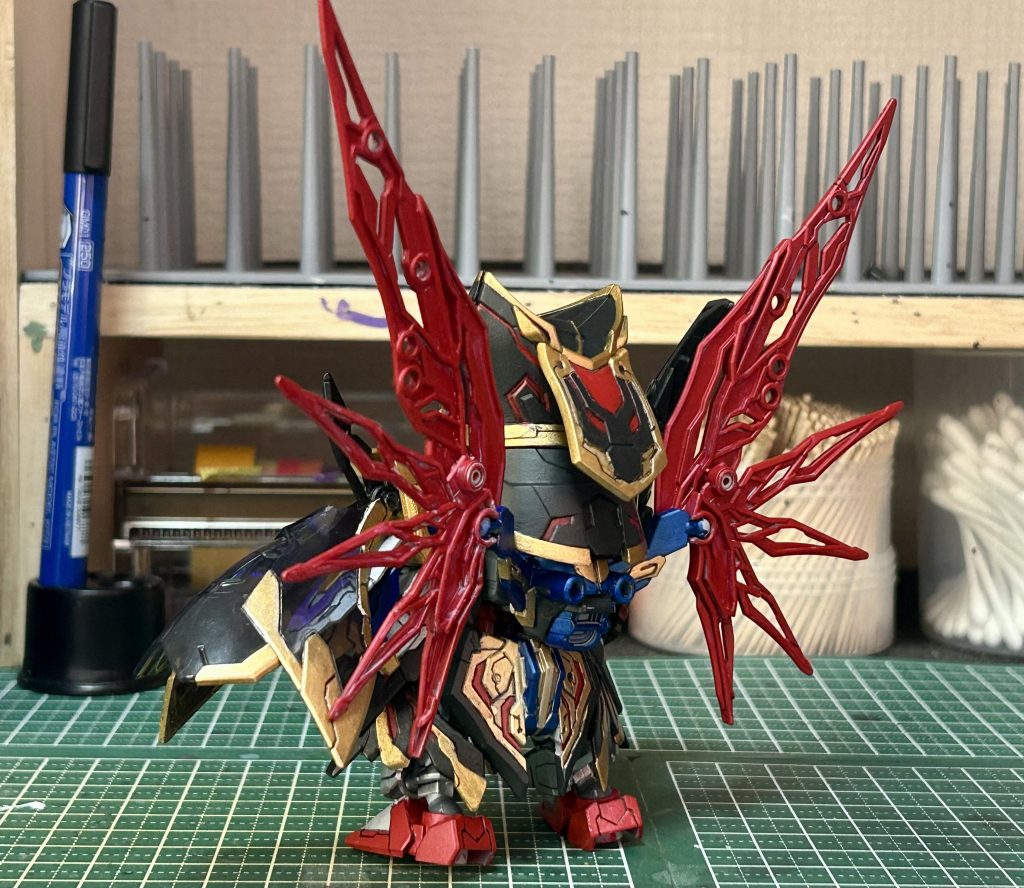 今回はメタリック系をふんだんに使ったからつや消しじゃ無くて、半光沢か、光沢仕上げにすればよかったと少し後悔‥(´・ω・`)まぁそれでもかっこいいからいいんだけどねw