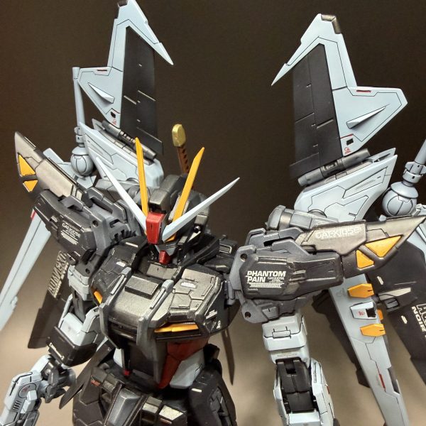 ストライク　ノワール　ガンダム