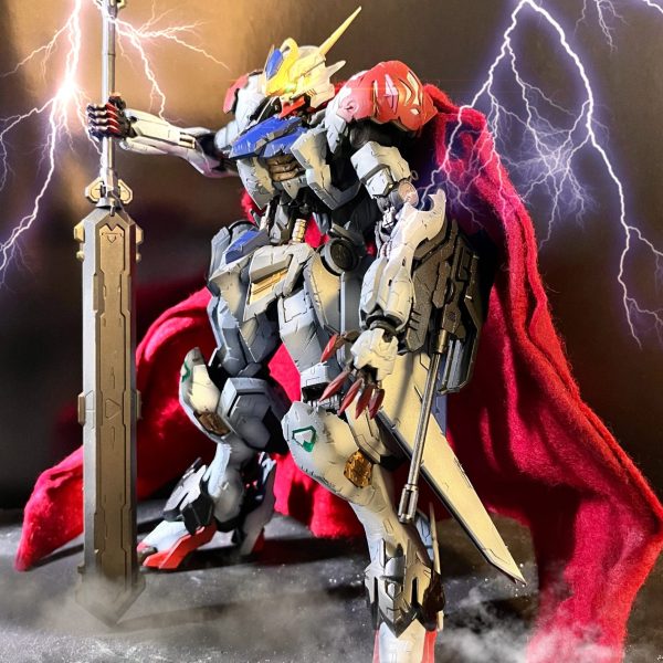 赤いマニキュアにハマったバルバトスルプス