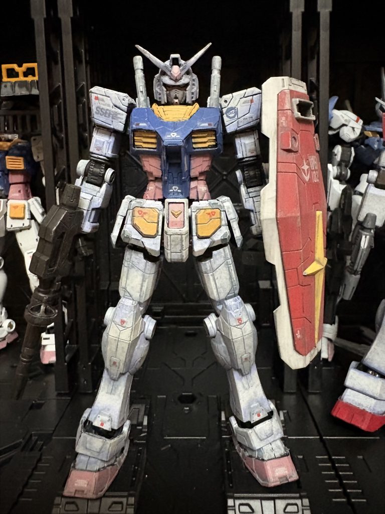 かなりスタイルはシュッとしてます