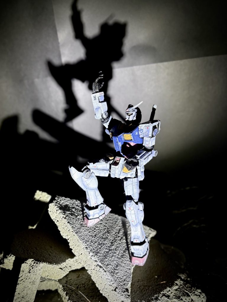 EG 万博ガンダム–2枚目/制作者：ざびっくん