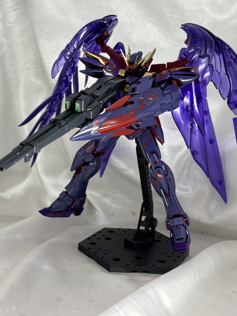 ここは完全に個人の解釈なんですが、ツインバスターライフルはグレーがいい！ってことでグレーに塗りました。