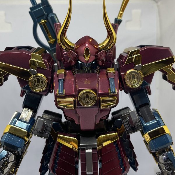 もう少し…暗め