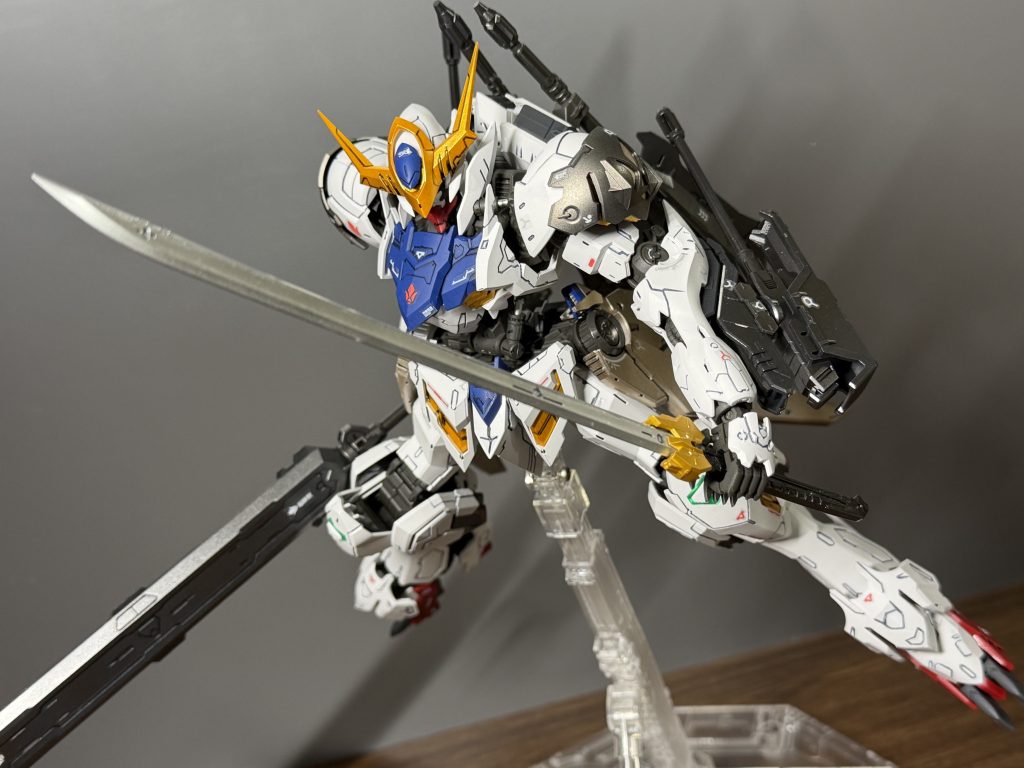 ノーマルバルバトスの刀を持たせてルプスで使ってないけど日本刀カッコいい