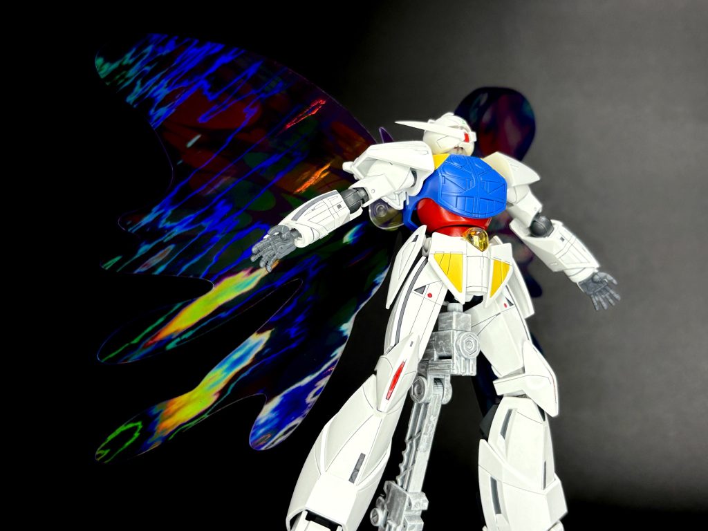 ターンエーは武装等もカッコいいのでどっちを装着してディスプレイするか悩みどころ。いっそのことターンＸをHG化してもらえればそっちに装着して一件落着だと思います(gandam2)