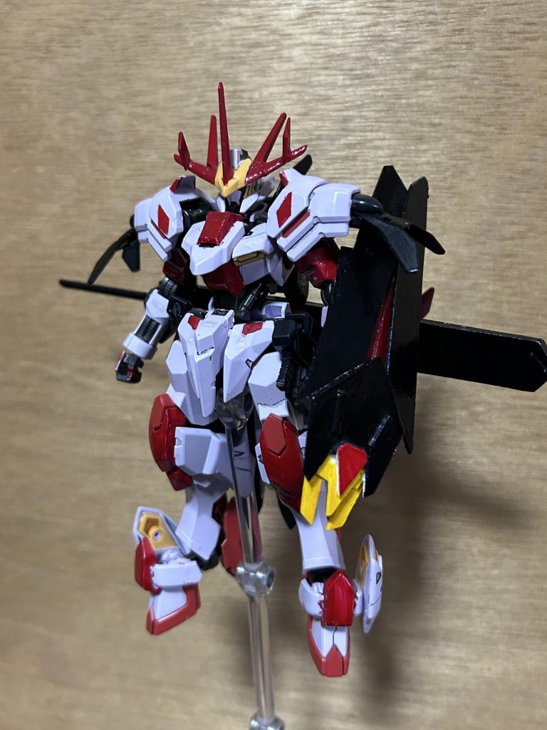 全体図ソードメイスはスラスターにマウントできます