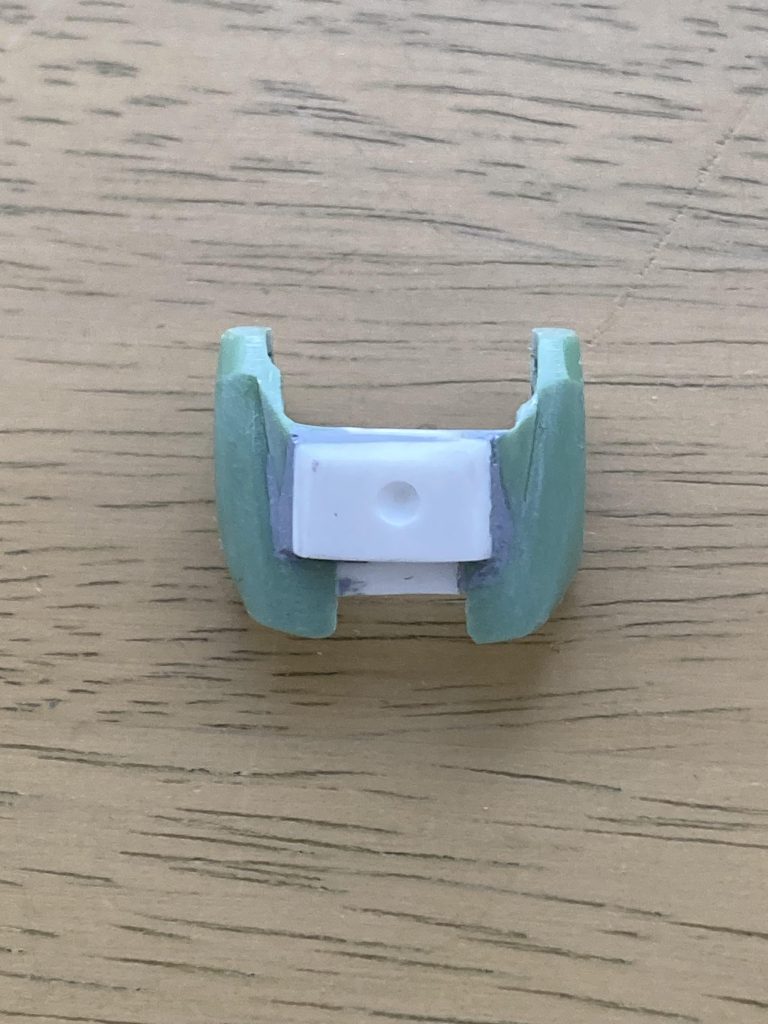 ザク腕パーツを元に自作