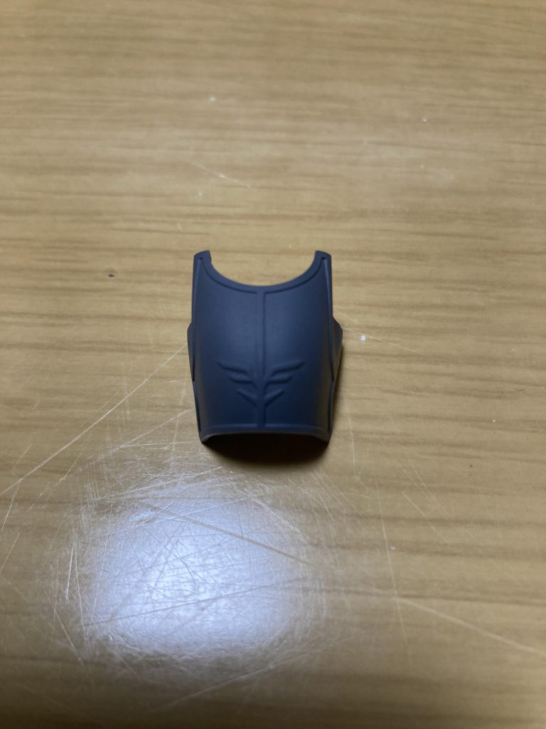 エングレービングはシルバー+エナメルダークグレー後に拭き取るも、シルバーを再度筆塗り