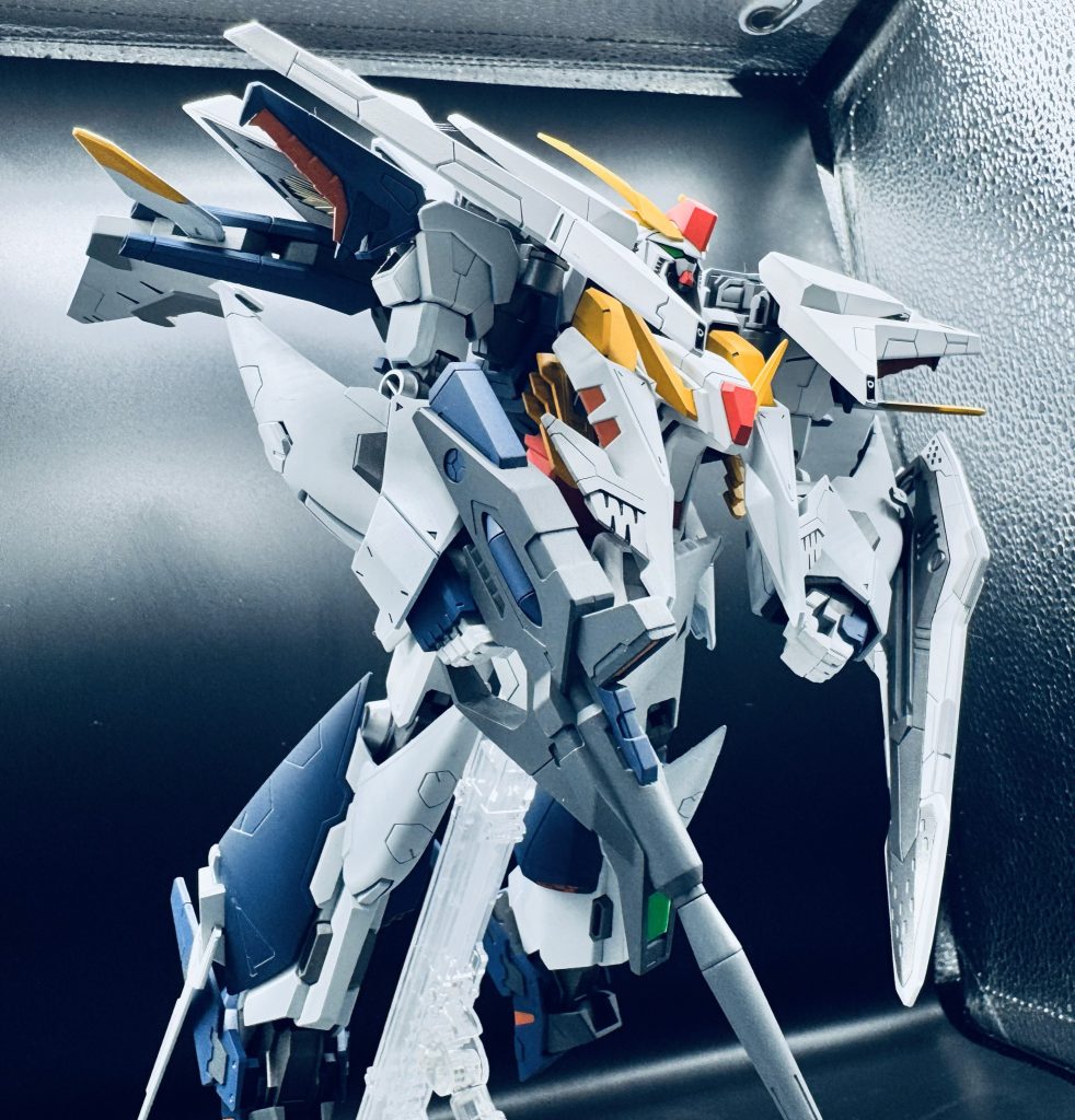 やはりクスィーガンダムはフライトフォームいいよね