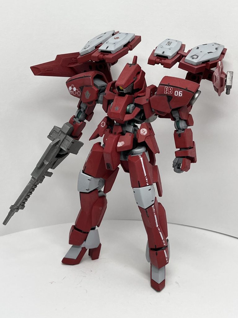 マクギリスファリド事件後(オルフェンズ2期最後の戦闘)、メンバー達と違う道を歩み始めたライド・マッスが搭乗する機体。