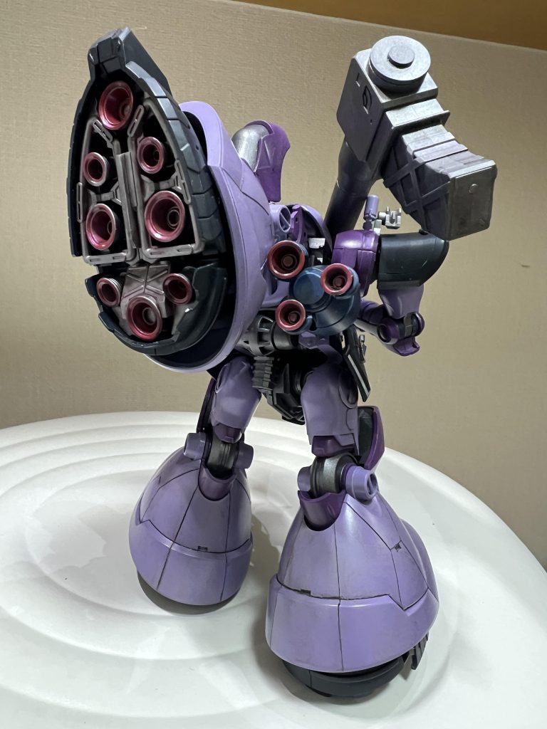 第三の足(gundam-kao2)このデザインに至るバンダイスピリッツの会議裏話聞きたいです。