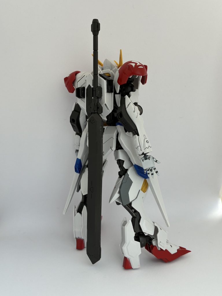 リアビュー。シールではなく、部分塗装で色分けました。