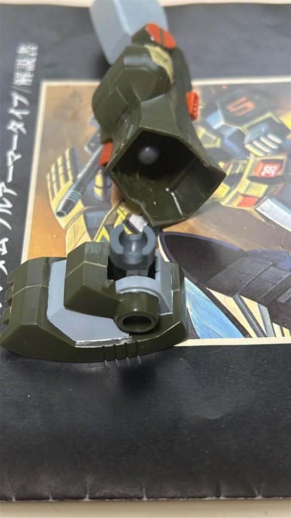 ボールダンアームズのボールジョイントを仕込みました。