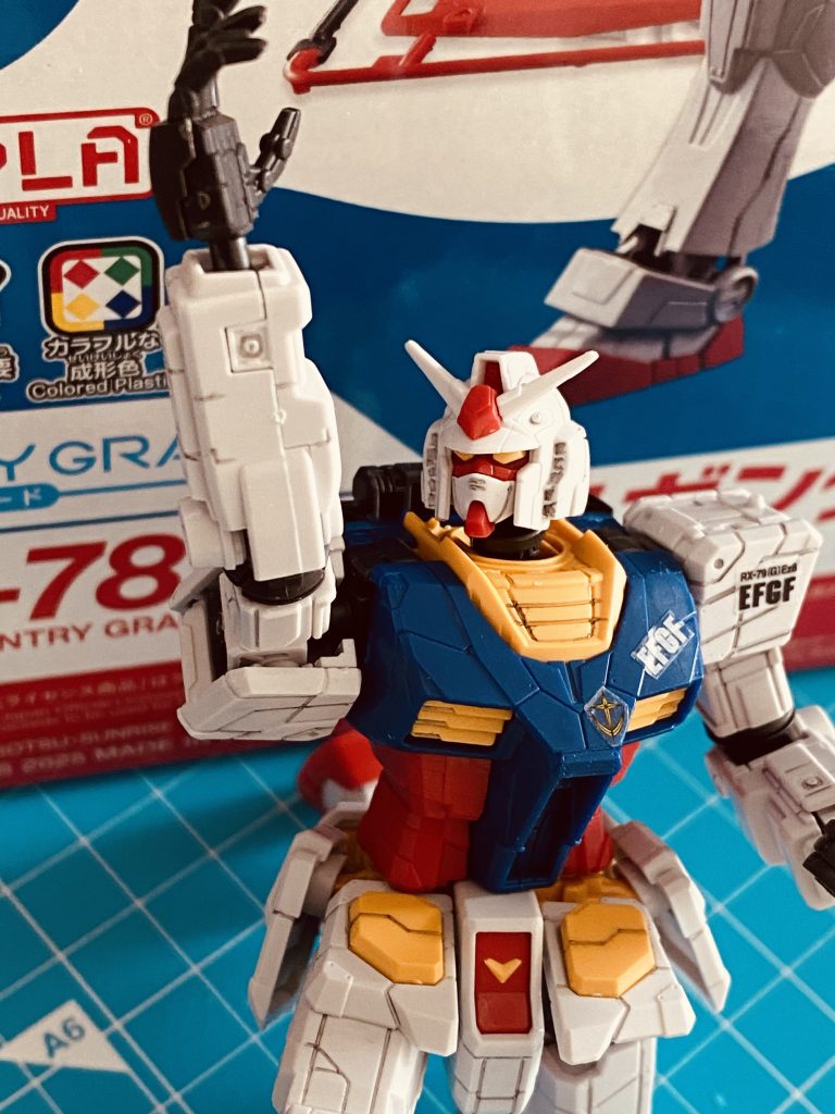 2025年は、万博ガンダムで自分は締めプラにしたいと思います。自分にとって2025年は、浮き沈みの激しい年でしたがガンスタデビューして色んな人とガンプラ作製を共有出来て楽しい年でした(gundam-kao6)来年も色んな人とガンプラ作製を通じて共有できたらなと思ってます(gandam-hand1)それでは、少し早いですが良いお年を(gandam-hand2)(gundam-kao3)