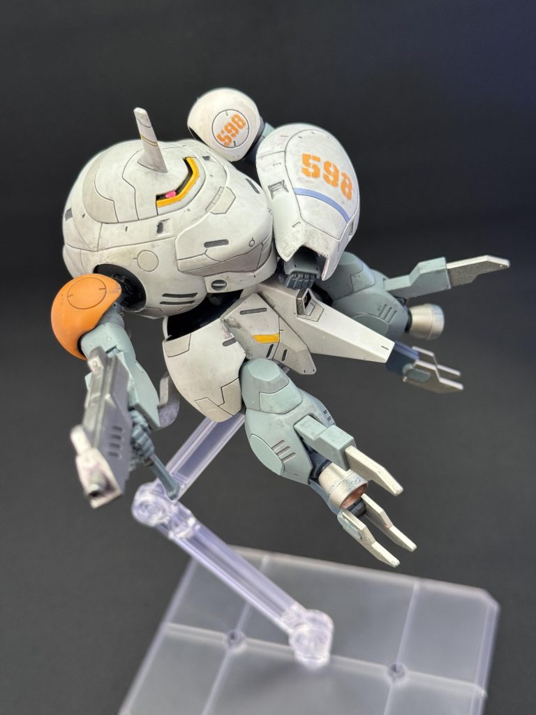 マシンガン構え…マシンガンはガンメタルとスターブラストアイアンで塗り分け…あんまり判らない(´-`　)