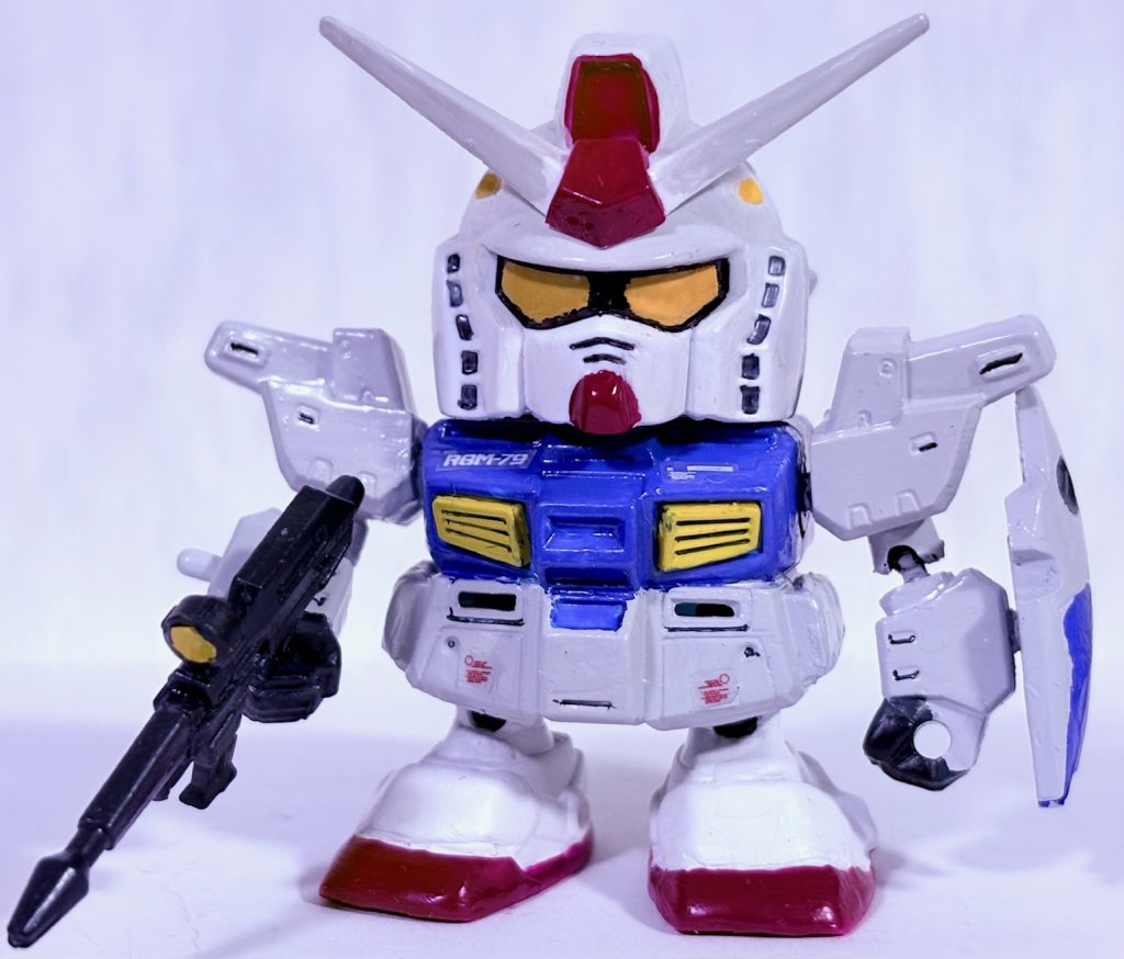 フロントビュー。元々このキットはBB戦士のアレックスをリデコしたものなので、しっくりくる。足は農丸のモノを使用。残念ながらアレックスの頭部は紛失してしまった(gundam-kao9)