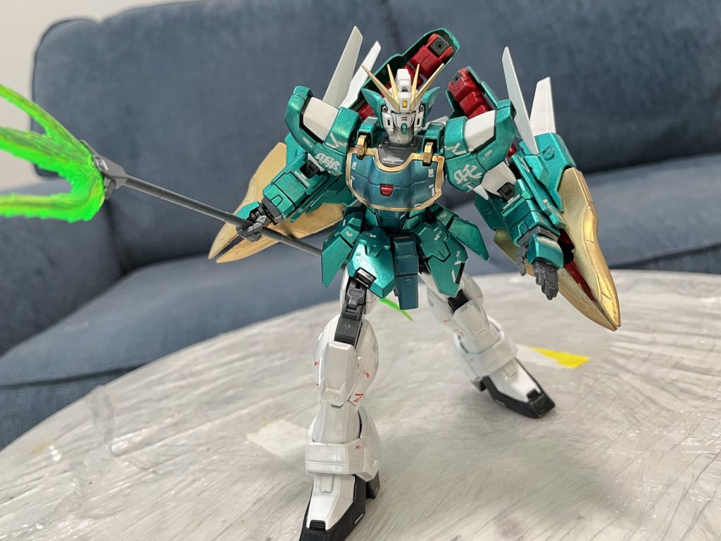 説明書ではナタクではなくアルトロンと呼ばれるようです。EWを一度しか観なかったが、劇中ではどちらの名前を付けましたか?もし良ければ、教えて頂ければ幸せいです。