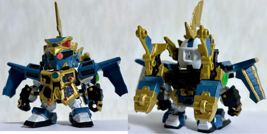 真亜屈の鎧を付けた状態。この状態を「全武装刃斬武」と呼ぶ。俺設定としては正史SD戦国伝と異なる「覇螺烈流世界(パラレルワールド)」で是空乃波(ゼクノヴァ)が発生し、行方不明になった農丸を探すために武者真亜屈が雷電・飛燕・月光からなる三面剣のもとで修業しパワーアップした姿である。鎧には三面剣の力の源である「点火結晶(スパーククリスタル)」が両肩・胸部に宿っており、これのおかげで農丸が飛ばされた男塾の世界(現代日本)にたどり着く事ができた。後に男塾世界における彼の活躍は「刃斬武衝撃(バーザム・ショック)」として語り継がれる事になるが、それはまた別のお話。